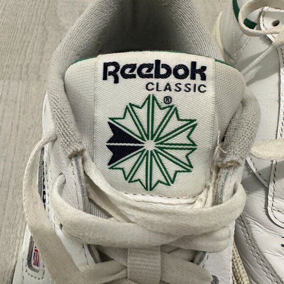 Classic REEBOK sneakers~ Club C 85 Vintage Style Tennis Shoes~Size 8 Womens - Picture 3 of 10